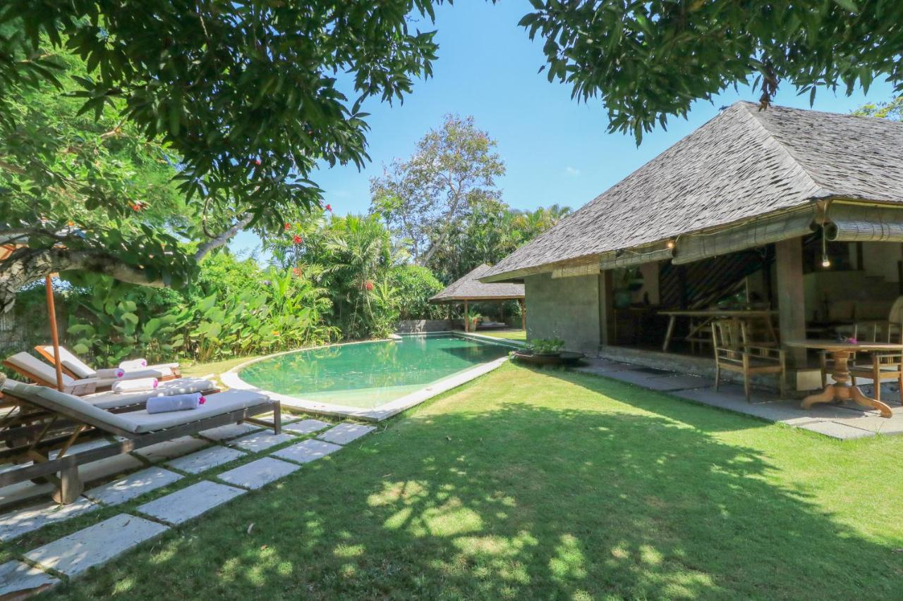 Villas Sin Sin Canggu Buitenkant foto