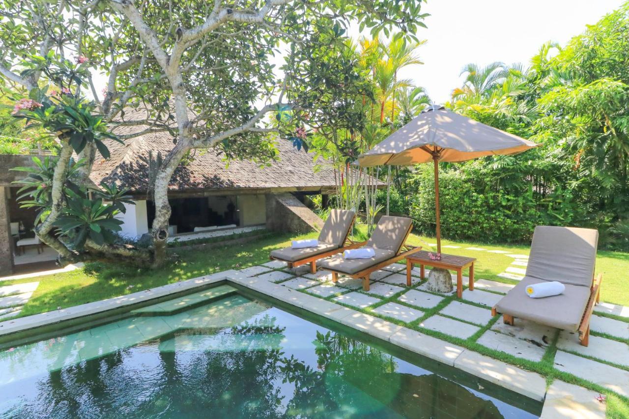 Villas Sin Sin Canggu Buitenkant foto